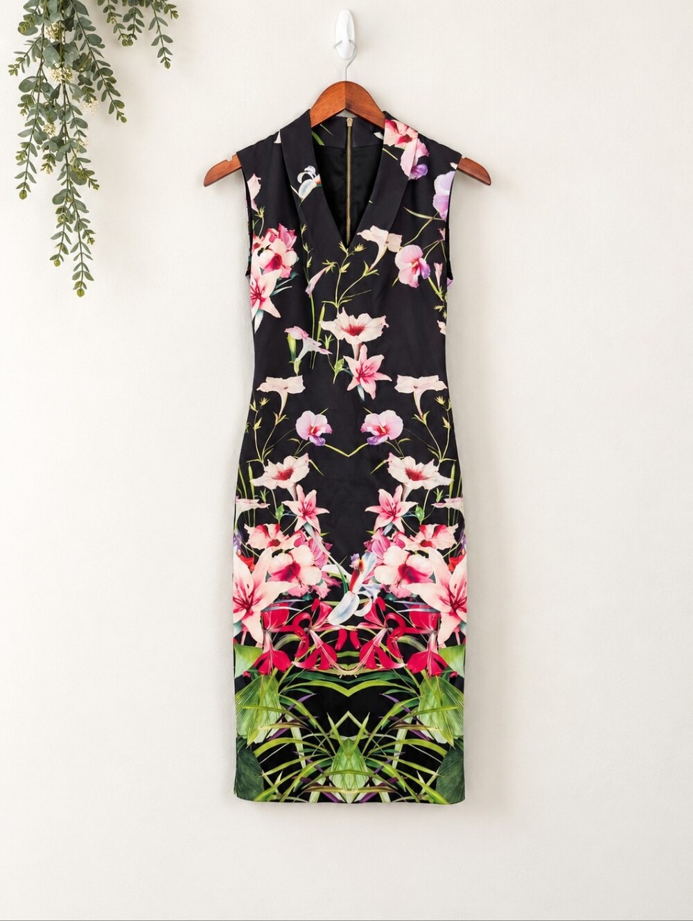 Ted Baker Jalita Mirrored Floral Print Bodycon Midi Dress 2 6